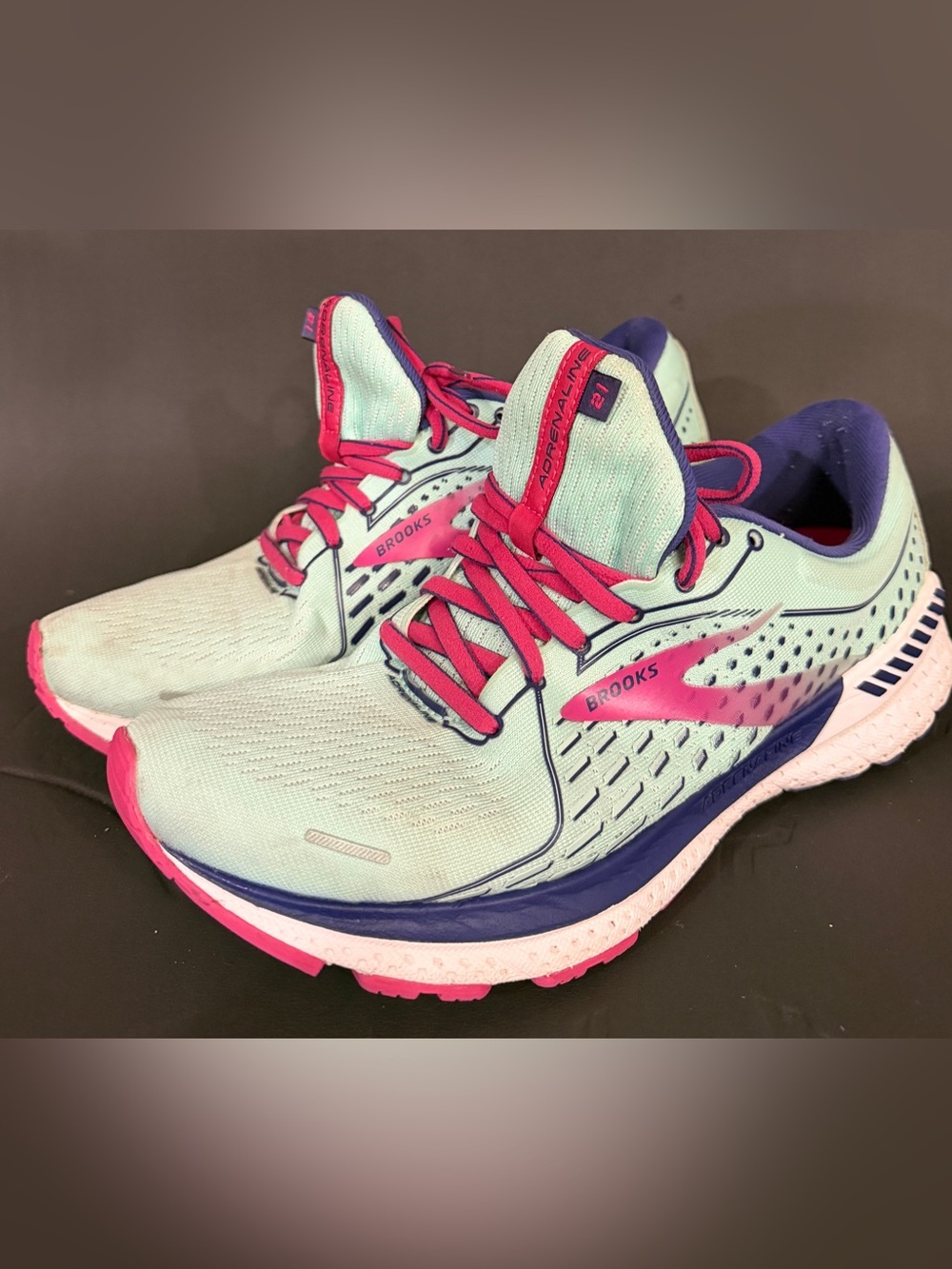 Brooks Women’s Running Shoes - Mint with Pink Accents